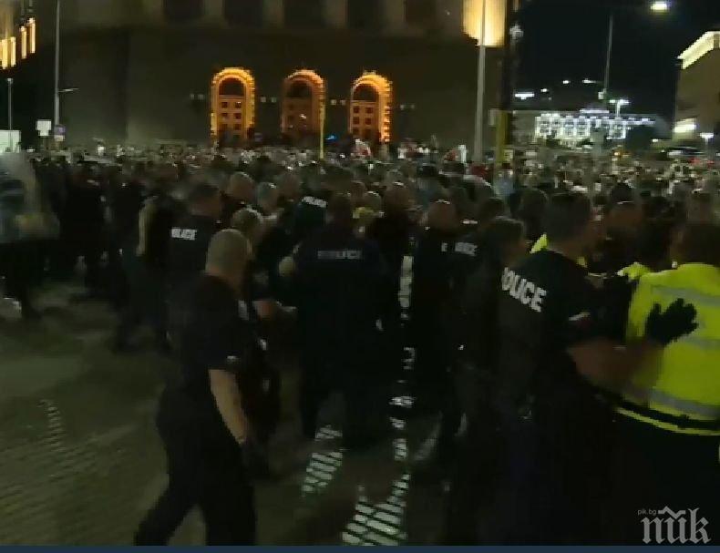 Полицай с покъртителен разказ за трагичната смърт на колегата си след протестите