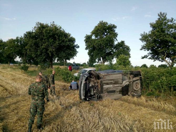 Военни спасяваха пострадалите при катастрофата до Графа