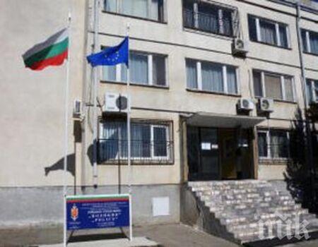 Задържаха двама за кражба на 48 чувала с ечемик в Сунгурларе