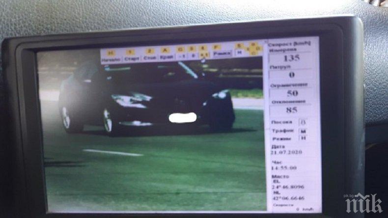 ПОРЕДНО КАМИКАДЗЕ В ПЛОВДИВ: Шофьор фучи със 135км/ч в града