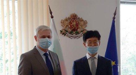 заместник министър бернер срещна посланика република корея
