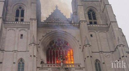 мигрант руанда призна умишлено предизвикал пожара катедралата нант