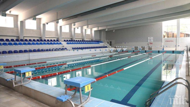 В Англия отново отварят басейните и спортните зали