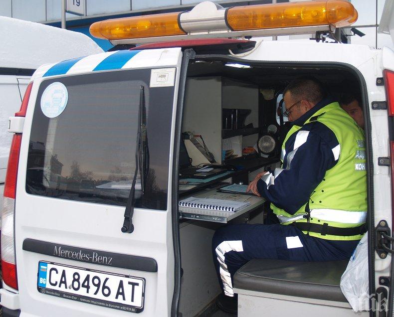 Заловиха в четири нарушения камион на протеста
