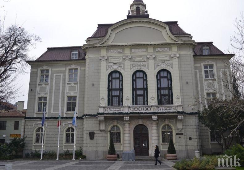 Стартира обществена поръчка за реконструкция, основен ремонт и реновиране на трибуните на стадион Христо Ботев в Пловдив