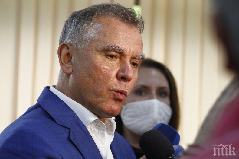 Съдът решава остава ли в ареста бизнесменът Атанас Бобоков