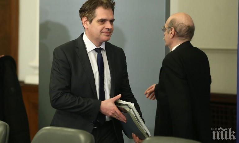 ИЗВЪНРЕДНО В ПИК TV! Дават 1,8 млрд. лева помощ за бизнеса. Министърът на икономиката обясни ще получи ли фирмата на разследваната Лилана от парите (ВИДЕО)