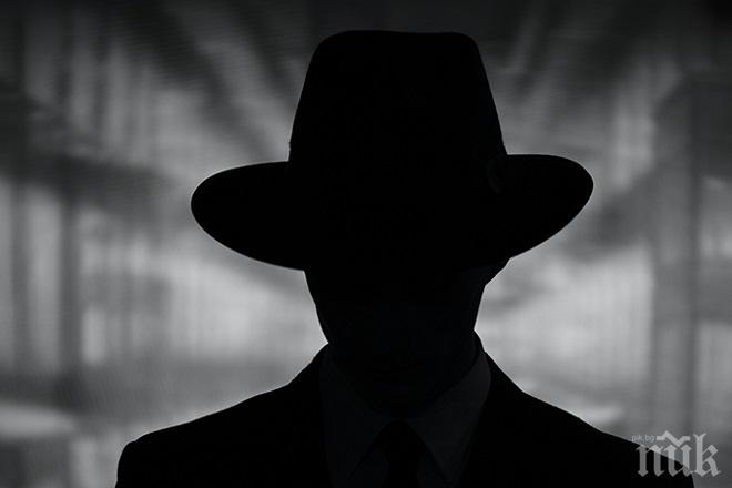 В САЩ спипаха агент 007 от Сингапур - шпионирал за Китай