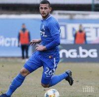 Тръгналият си от Левски Лозев е пред...