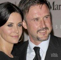 Кортни Кокс и Дейвид Аркет се завръщат в „Писък 5“