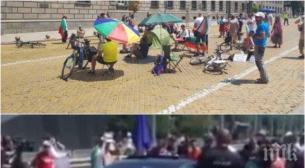 пик тумба наемници протестъри заедно присъдружните медии олигарсите блокираха ключови софийски кръстовища навръх рождения ден божков видео снимки