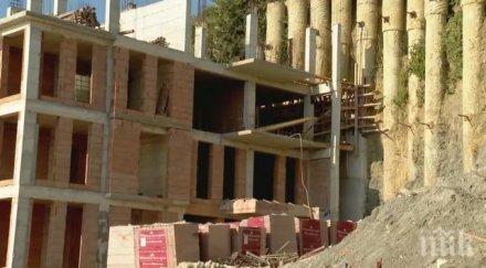 бетон изникна плажа обзор