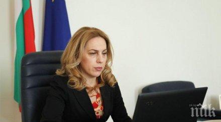 министър марияна николова посети слънчев бряг покана хотелиери