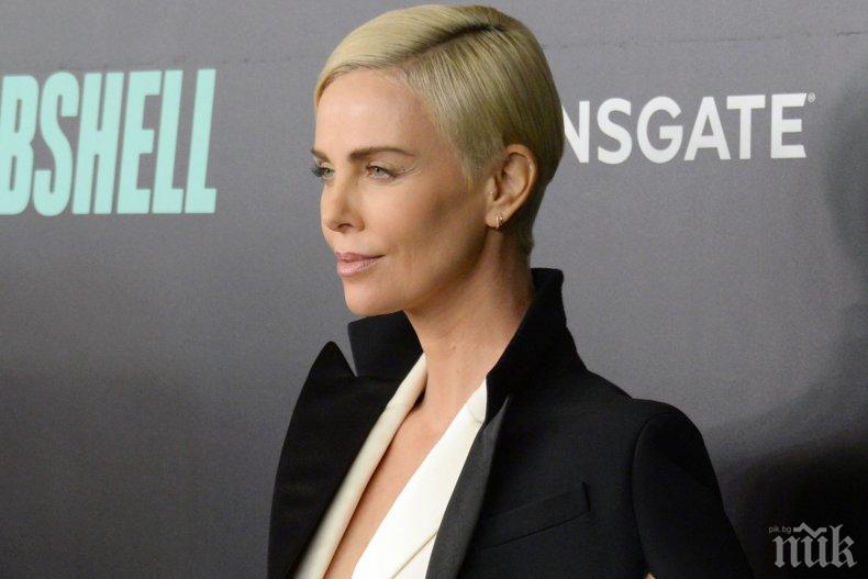 Ослепителната Чарлийз Терон щастлива и без мъж