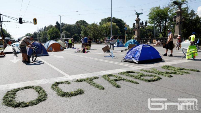 Борисов и Бабикян май са комбина, а 2 милиона софиянци страдат 