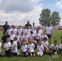 60 деца започнаха тренировки в школата на Благо Георгиев