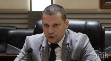 илиан тодоров войната институциите българия прекратена незабавно имаме сериозен проблем