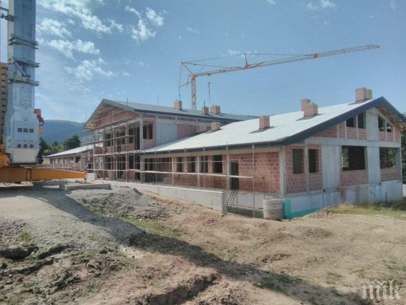 ПЪРВО В ПИК: ДНСК съобщи подробности за проверката на строежа в ловно стопанство Искър