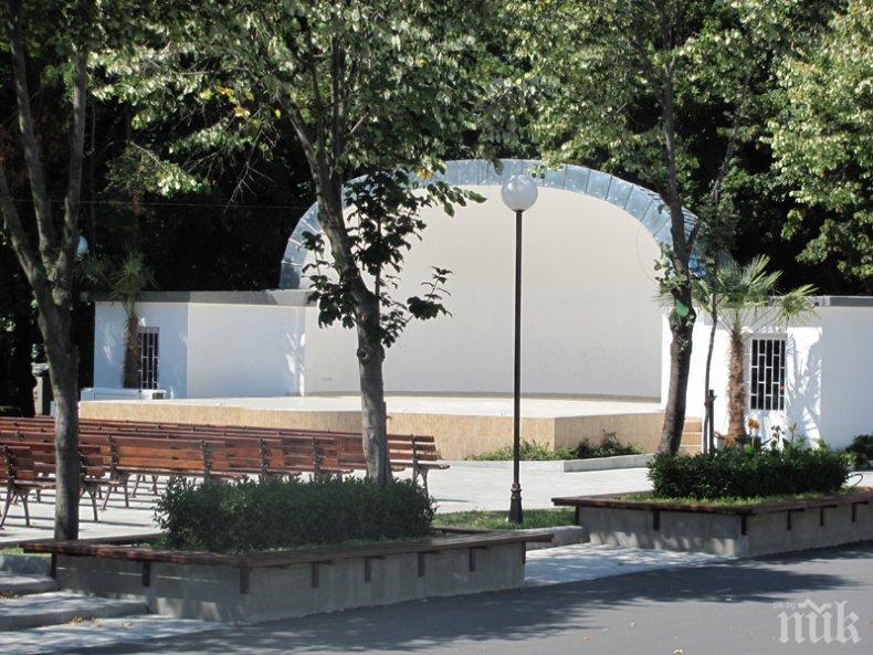 Куклите се срещат на национален фестивал в Бургас