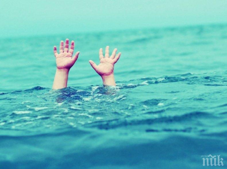 ТРАГЕДИЯ: Мъж се удави на плаж Арапя
