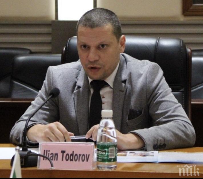 Илиан Тодоров: Войната между институциите в България трябва да бъде прекратена незабавно! Имаме много по-сериозен проблем!