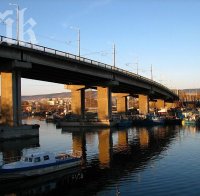 Минаваш през Аспаруховия мост, ако подпишеш декларация, че няма да се самоубиеш