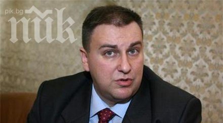 депутатът емил радев очаквам общински съветници герб варна напуснат партията