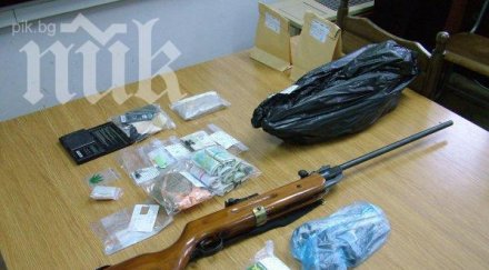 години затвор заплашват собственика бойния арсенал брестник