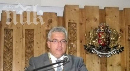 кметът враца катастрофира преумора оцеля