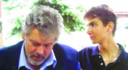 ламбо съсипан избухна бурен плач заради огнения погром драматичния театър пловдив