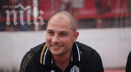 букарев пробва португалец заместник тошко янчев славия