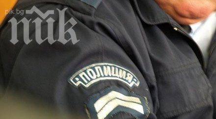 стотици дрехи менте задържаха капитан андреево