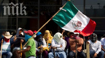 учителска стачка блокира летище бенито хуарес мексико