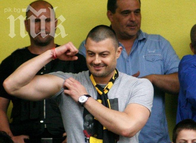 Бареков: Мен всички ме знаят! А кой е чувал за лидерите на десните?