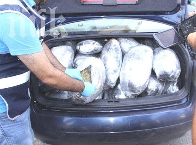 Турски полицаи хванаха български автомобил с дрога за Западна Европа