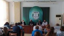 ПЪРВО В ПИК: Главният прокурор посети и Бургас