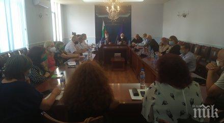 координатор отговаря привеждането пациенти covid болниците софия