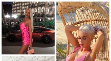 горещо мис плеймейт топлес ваната снимка