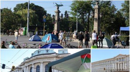 масово ликуване гражданите хвалят мвр освобождаването улиците метежниците снимки