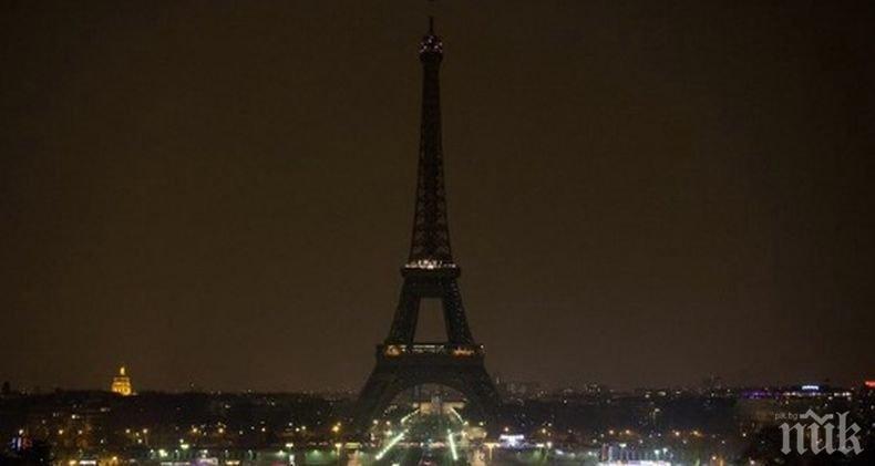 Изключиха светлините на Айфеловата кула в памет на жертвите на взрива в Бейрут (ВИДЕО)