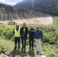 Министърът на околната среда Емил Димитров провери язовир „Бели Искър“