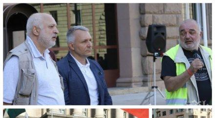 антоний гълъбов пик ретро отровното трио мая манолова групите натиск