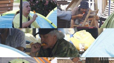 Яко плюскане на "Орлов мост" - агитките на Маджо и Божков смениха луксозната бира с биосокове и сладолед. Метежниците в категорията 60+, но лелеят за ново бъдеще (СНИМКИ)