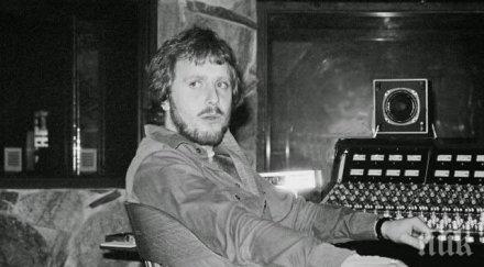 почина продуцентът пърпъл сабат мейдън уайт снейк