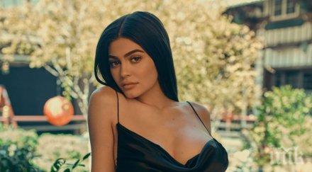 недоволство хил души подписаха петиция кайли дженър вбеси