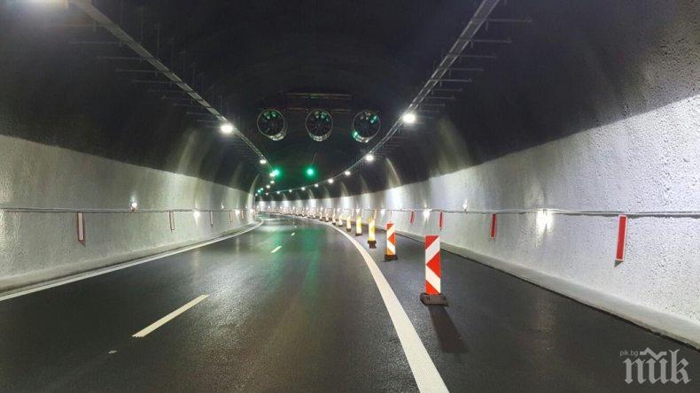 Вкарват трафика на магистрала Тракия в едната тръба на тунел „Траянови врата“