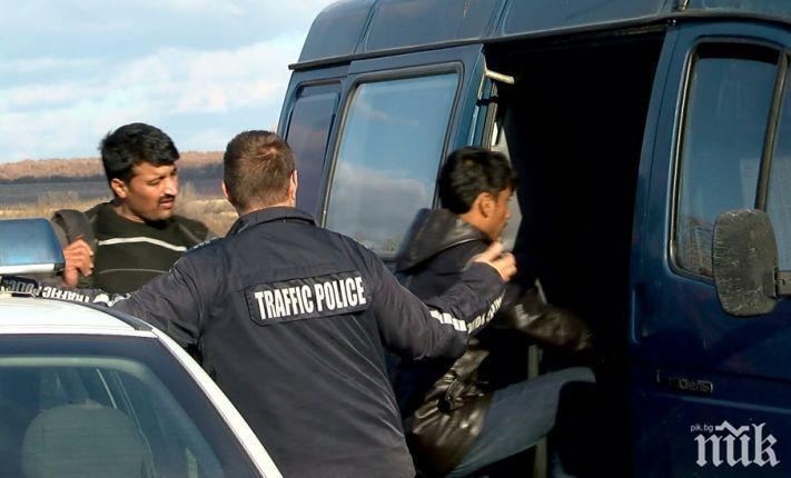 Спипаха българин в Словения за трафик на мигранти