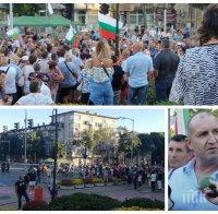 ИЗВЪНРЕДНО В ПИК: Главатарят на преврата Радев слезе при метежниците - освиркаха го насред Варна с викове: “Платени сте!” (ВИДЕО)