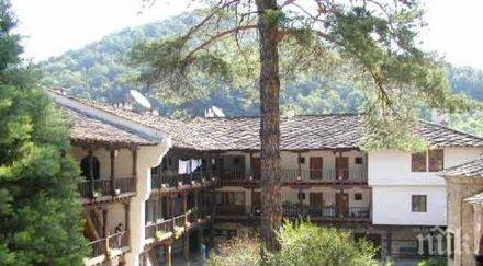 380 000 тръгват религиозен туризъм голяма богородица