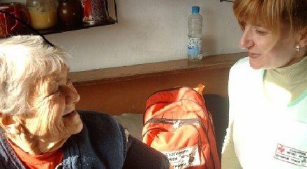 пловдив пращат лекари 560 възрастни хора вкъщи